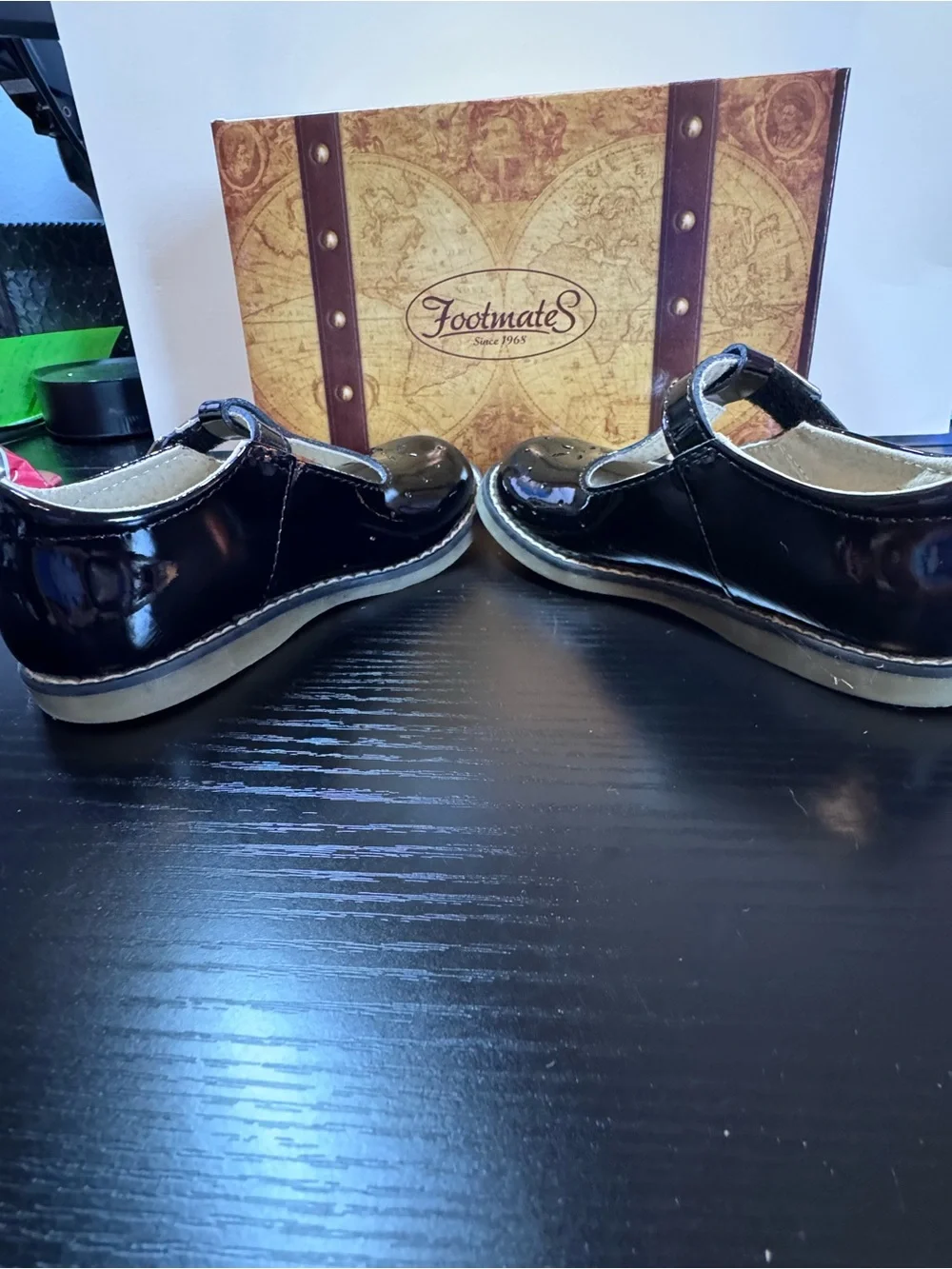 FootMates Black Patent Mary Jane Dress Shoes for Girls